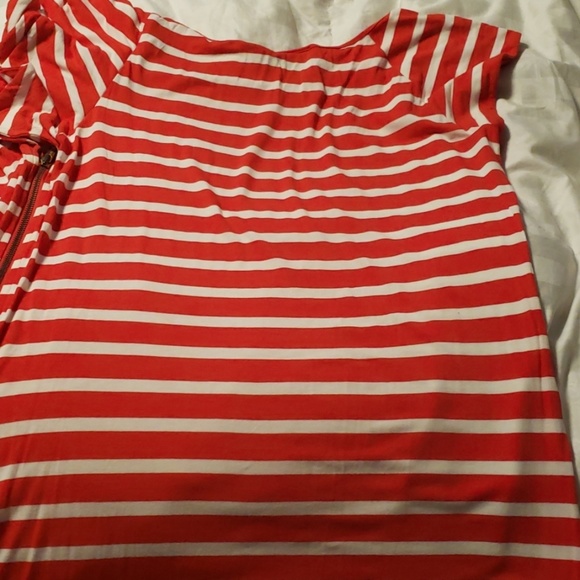 Top - Picture 4 of 4